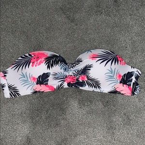 Bandeau bikini top